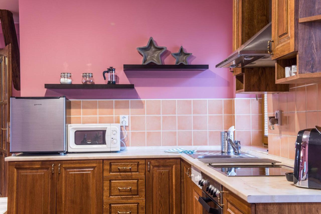 Prague Locals Monastery Apartments Bagian luar foto