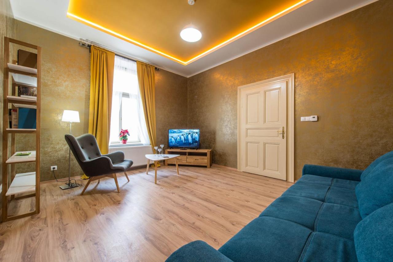 Prague Locals Monastery Apartments Bagian luar foto