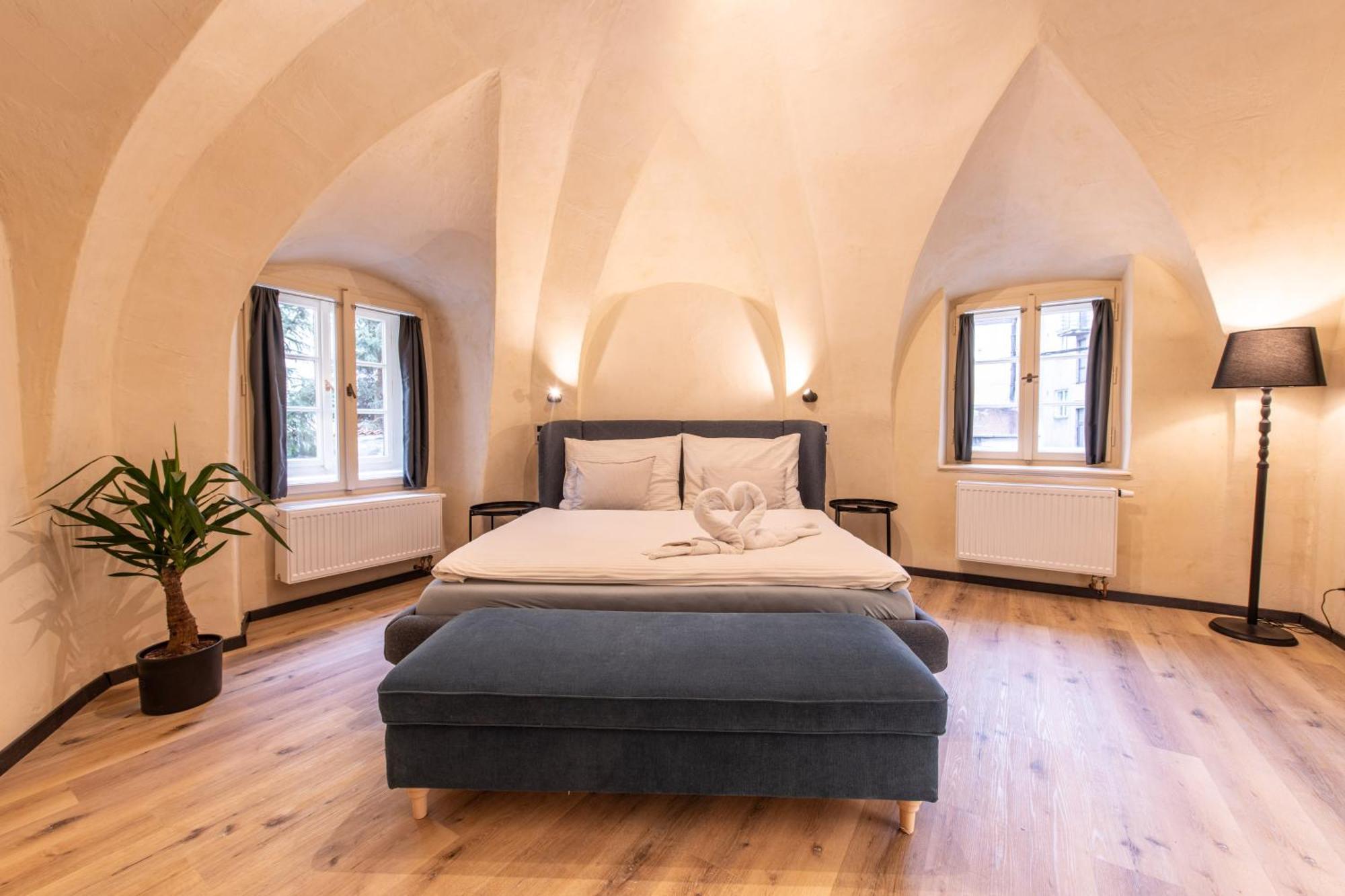Prague Locals Monastery Apartments Bagian luar foto
