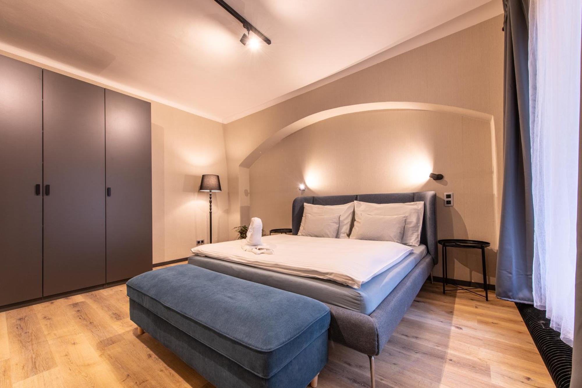 Prague Locals Monastery Apartments Bagian luar foto