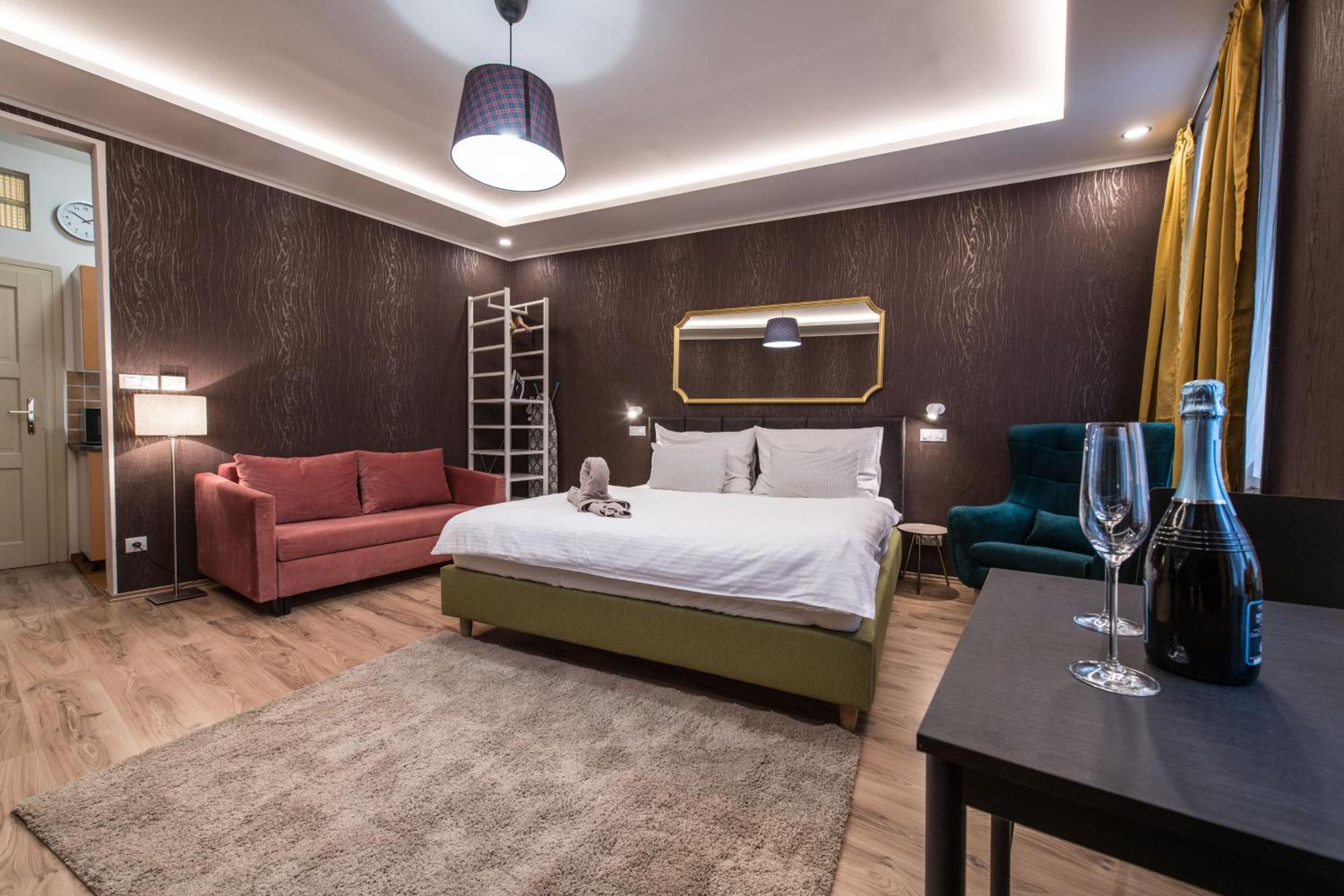 Prague Locals Monastery Apartments Bagian luar foto