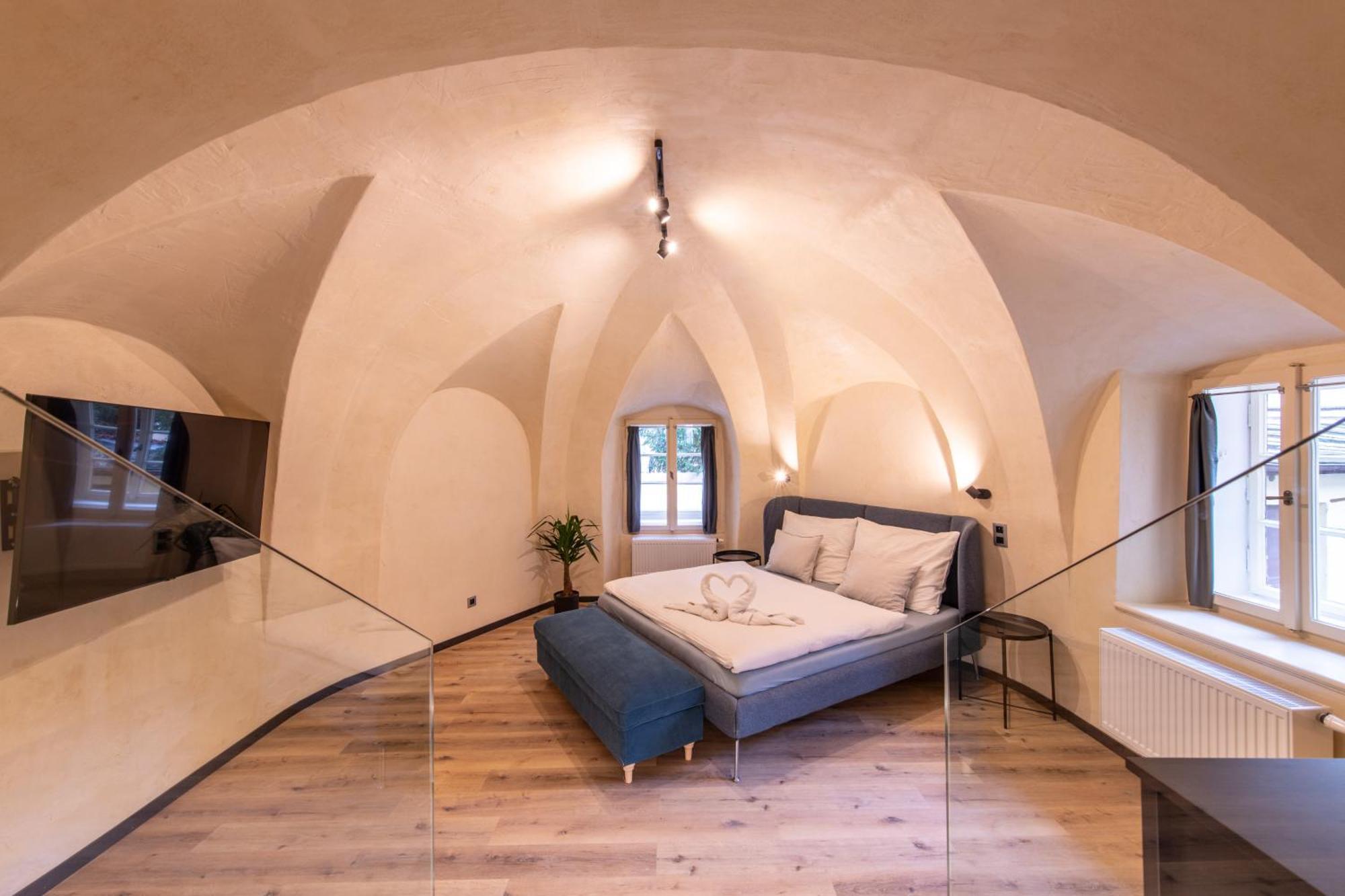 Prague Locals Monastery Apartments Bagian luar foto