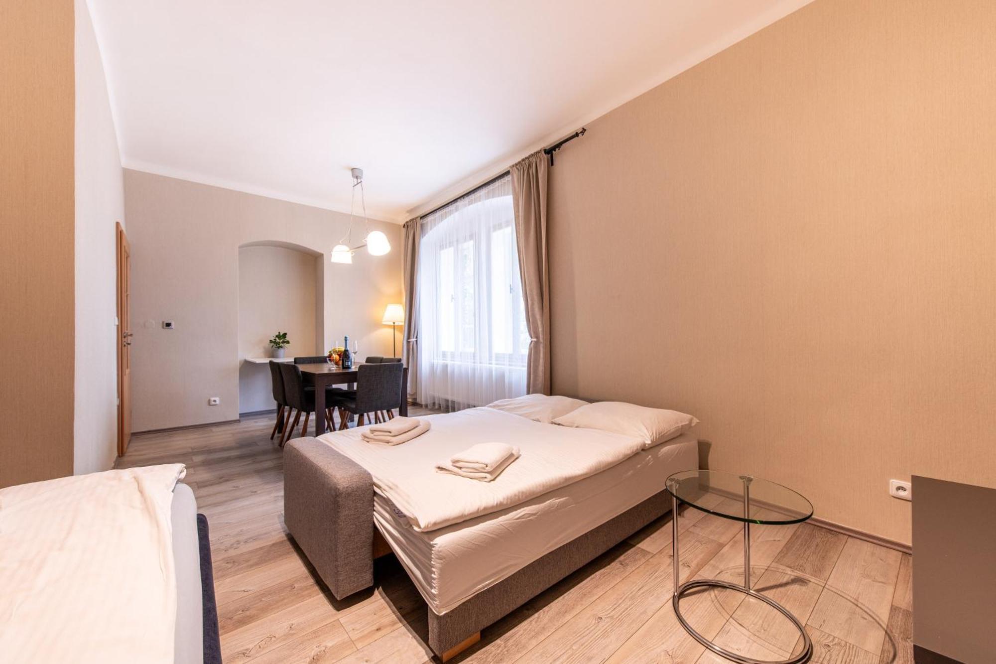 Prague Locals Monastery Apartments Bagian luar foto