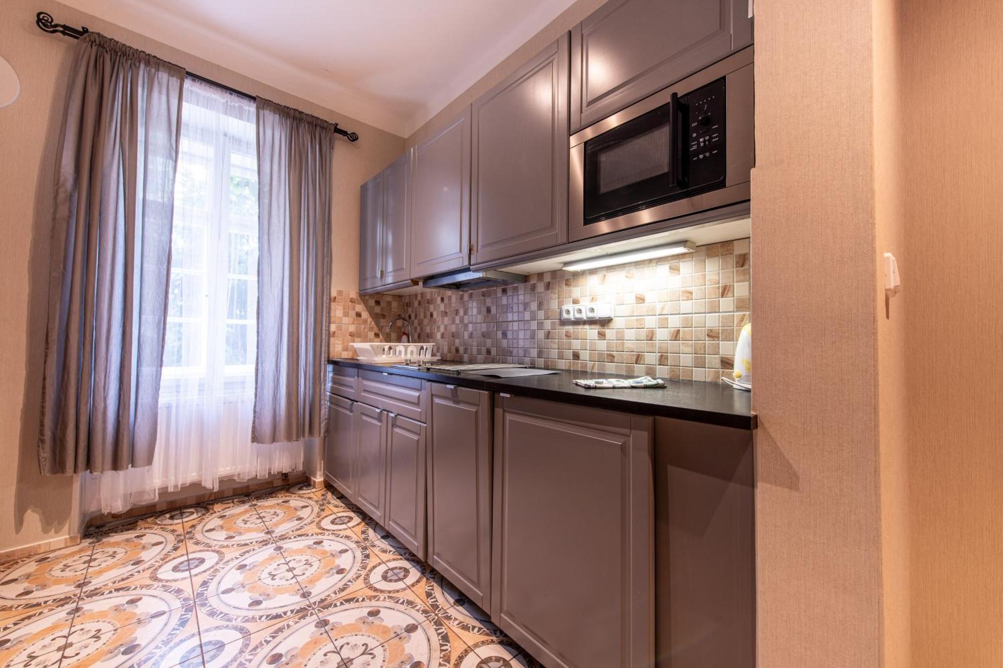 Prague Locals Monastery Apartments Bagian luar foto